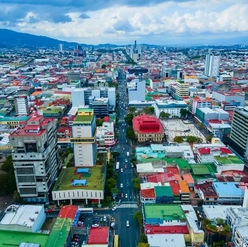 Vue aérienne sur Central Avenue à San José au Costa Rica