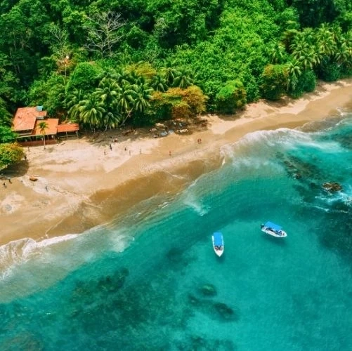 Eaux cristallines de Isla del Caño au Costa Rica