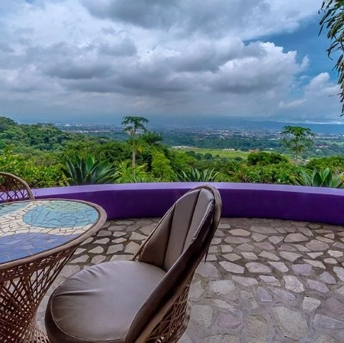 Terrasse de la villa prima plus de l'hôtel xandari à Alajuela au Costa Rica