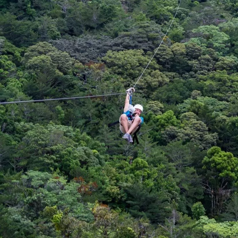 Tyrolienne au Costa Rica